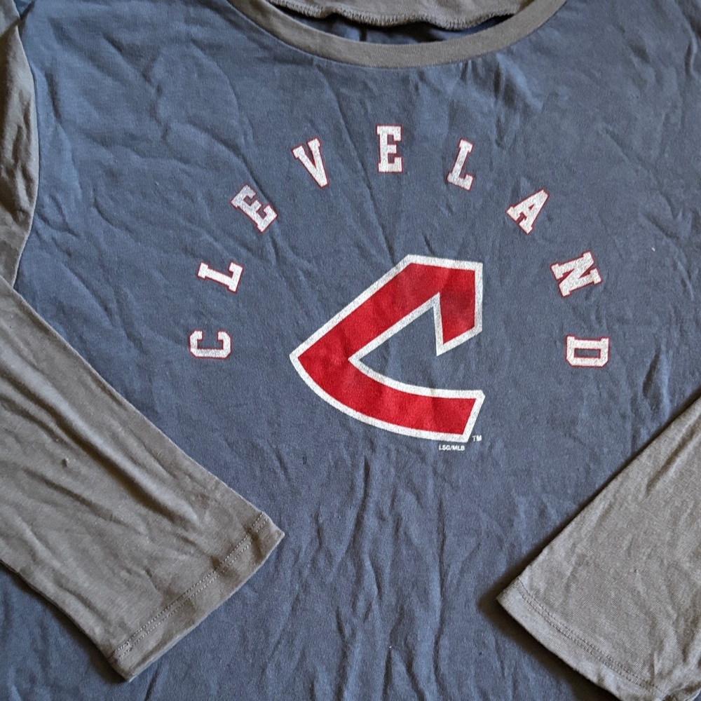 Shirt Cleveland new womens size M 50%cotton 50% polyester Cooperstown Collection